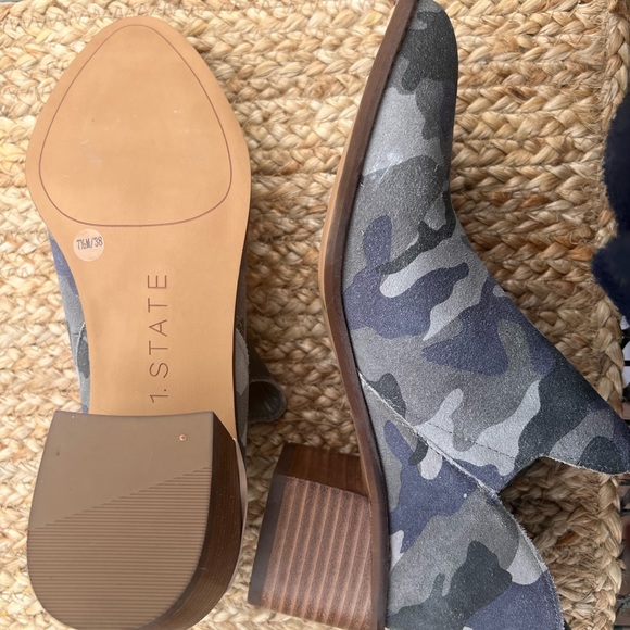 NWOT 1 State Grey Camo Suede Leather Ankle Boots - Size 7 1/2 - 38 - Picture 3 of 6